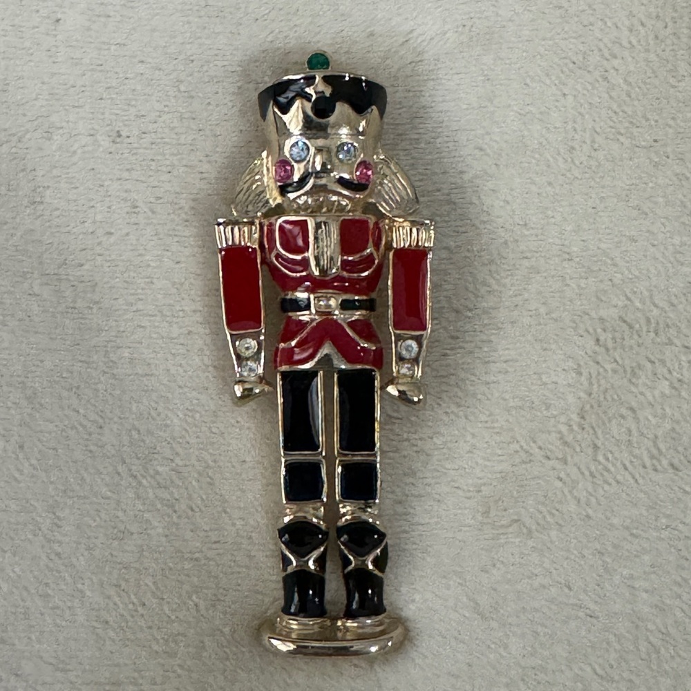 Vintage nutcracker broach